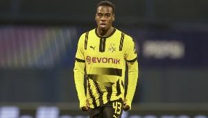 欧冠-TA：吉滕斯解约金取决于球队是否参加欧战，多家豪门都在关注他