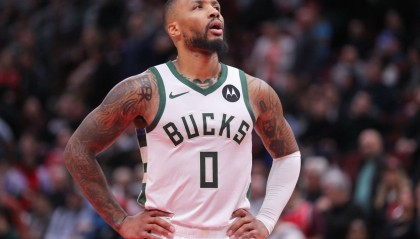 名记：有两位数球队给利拉德打电话，有望在全明星期间回归