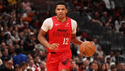 欧冠-美记：凯-琼斯尚未与热火正式谈判 德鲁-史密斯有可能重返迈阿密